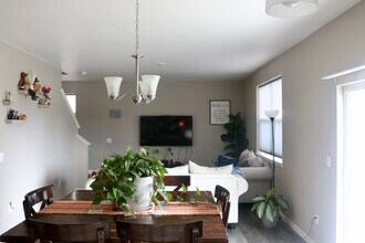 6103 B St in Greeley, CO - Foto de edificio - Building Photo