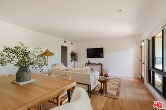 1943 12th St in Santa Monica, CA - Building Photo - Building Photo