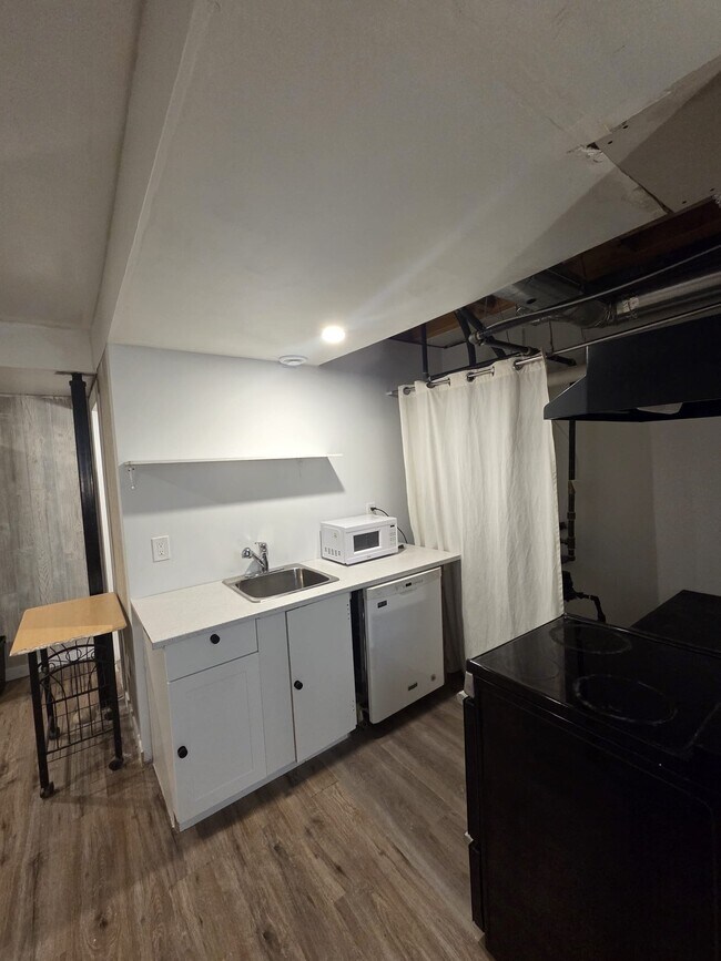2679 Donaghey Cres SW in Edmonton, AB - Building Photo - Building Photo