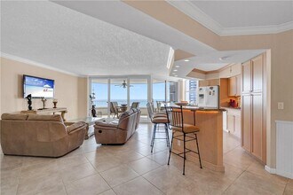 1340 S Ocean Blvd, Unit 1404 in Pompano Beach, FL - Building Photo - Building Photo