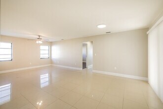 25353 Doredo Dr in Punta Gorda, FL - Building Photo - Building Photo