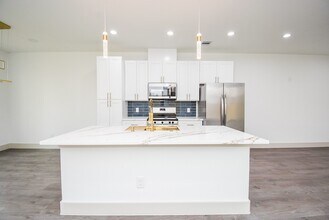 7973 Joy St in Houston, TX - Building Photo - Building Photo