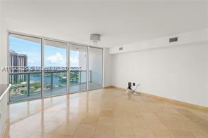 1831 Turnberry Way in Aventura, FL - Building Photo - Building Photo