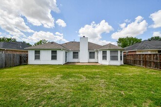 19723 Ridge Falls Ct in Cypress, TX - Building Photo - Building Photo