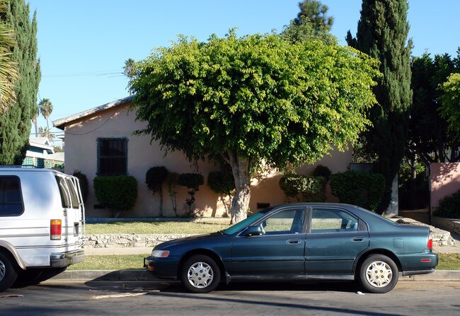 649 E 97th St in Inglewood, CA - Building Photo - Building Photo