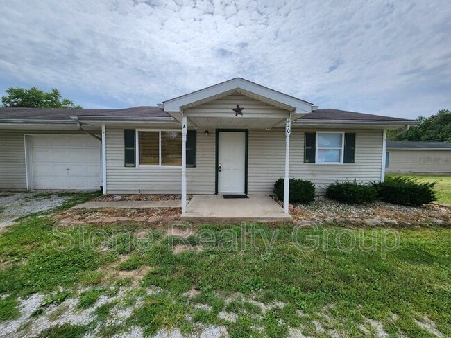 property at 440 S Gilbert St