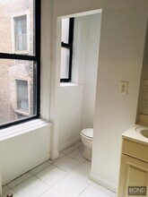 1427 York Ave in New York, NY - Building Photo - Building Photo