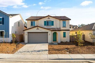 4812 Sicily Dr in Lake Elsinore, CA - Building Photo