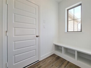 2847 Orange Leaf Dr in Fulshear, TX - Foto de edificio - Building Photo
