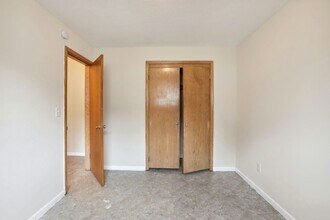 4628 Tyler St NE-Unit -4628-102 in Minneapolis, MN - Building Photo - Building Photo