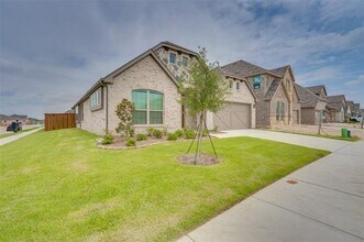 6225 Norley Ct in Aubrey, TX - Building Photo - Building Photo