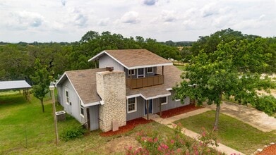 121 W Stonecastle Dr in Marble Falls, TX - Building Photo - Building Photo