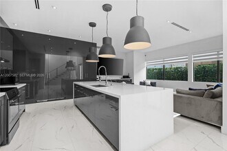 17900 SW 149th Ave in Miami, FL - Building Photo - Building Photo