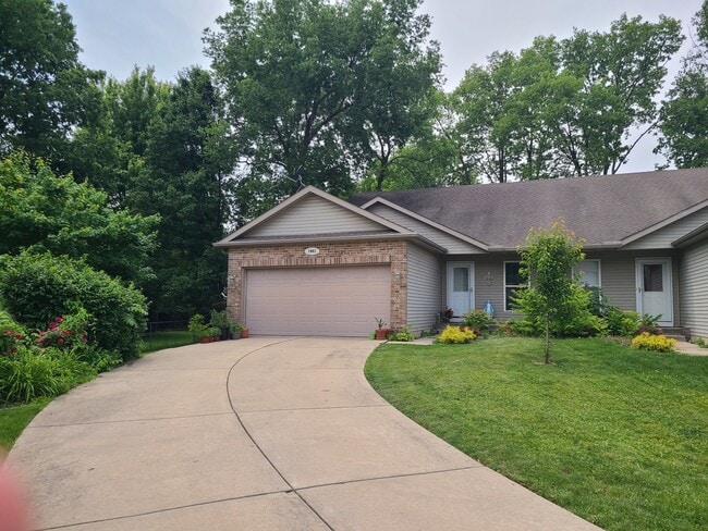 property at 1961 Alinda Ave