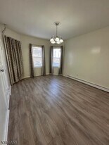 254 Sussex St in Paterson, NJ - Building Photo