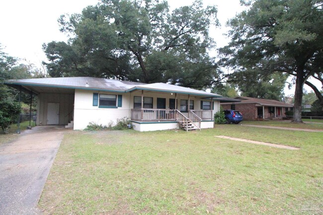 701 N 72nd Ave in Pensacola, FL - Building Photo - Building Photo