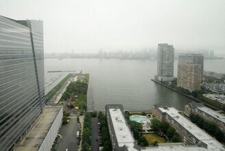 48 Washington Blvd in Jersey City, NJ - Building Photo - Building Photo