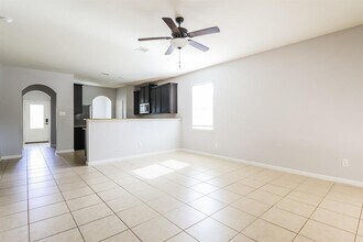7622 Dusty Melody Ln in Conroe, TX - Building Photo - Building Photo