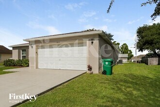 3816 SW McKim St in Port St. Lucie, FL - Building Photo - Building Photo