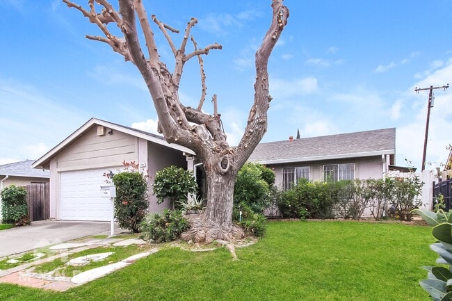 property at 7304 Lawnwood Dr