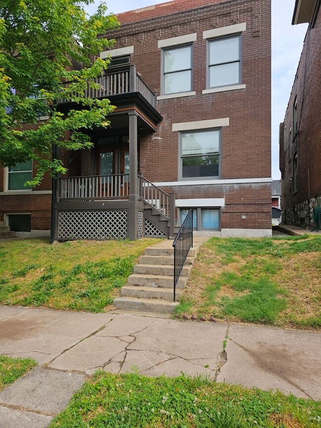 3841 Shenandoah Ave in St. Louis, MO - Building Photo - Building Photo