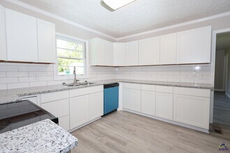 119 4th St in Cochran, GA - Building Photo - Building Photo