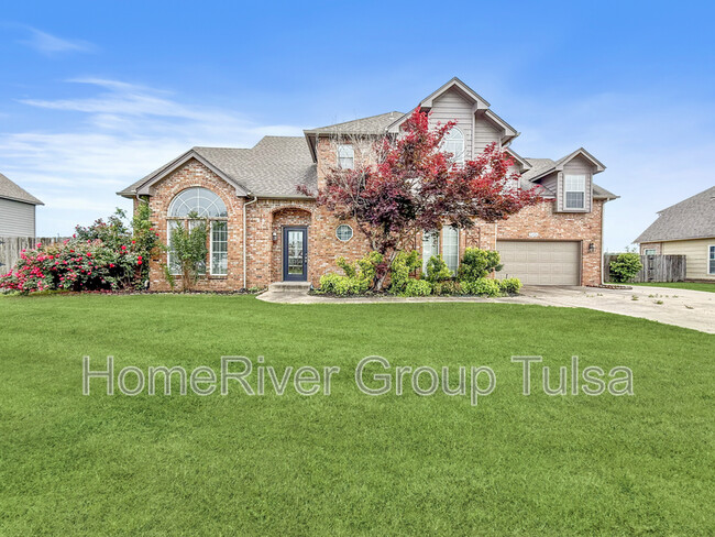 property at 2404 N 12th St