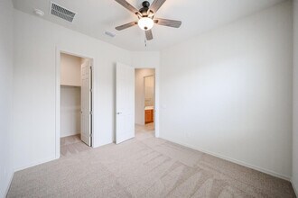 25620 N 167th Dr in Surprise, AZ - Building Photo - Building Photo