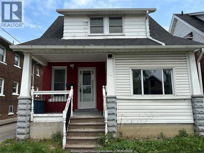 property at 442 Erie St W