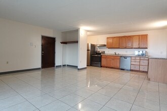 37 Skyline Dr in Braintree, MA - Building Photo - Building Photo