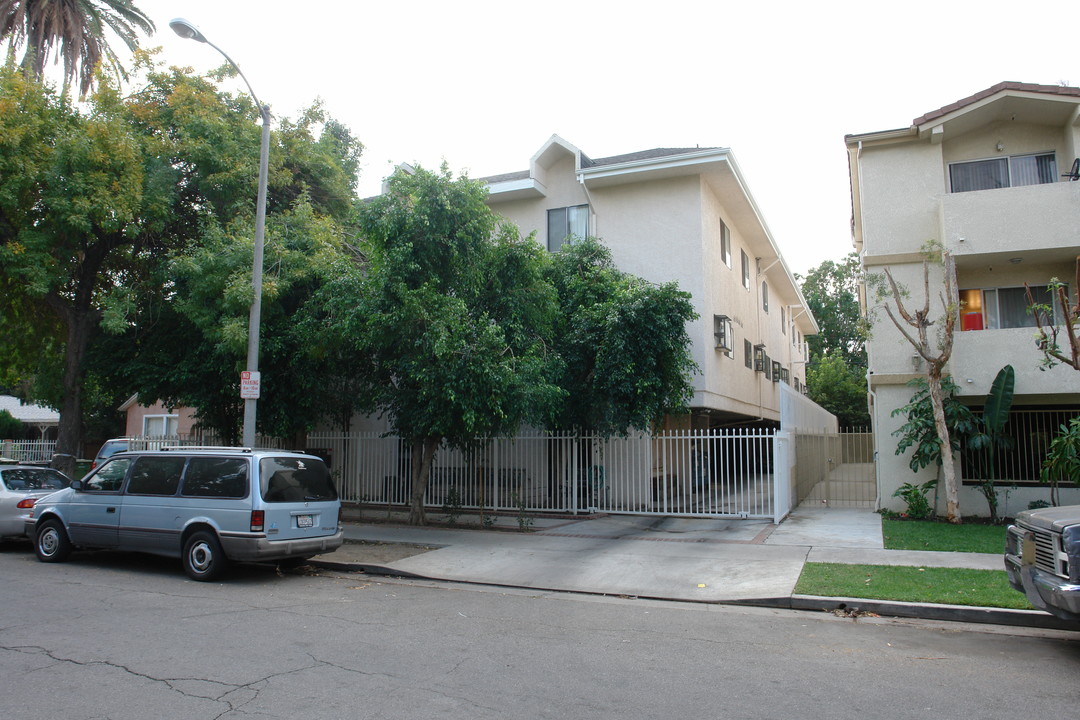 14808 Friar St in Van Nuys, CA - Building Photo