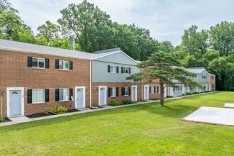 The Bend at Hayes in Delaware, OH - Foto de edificio - Building Photo