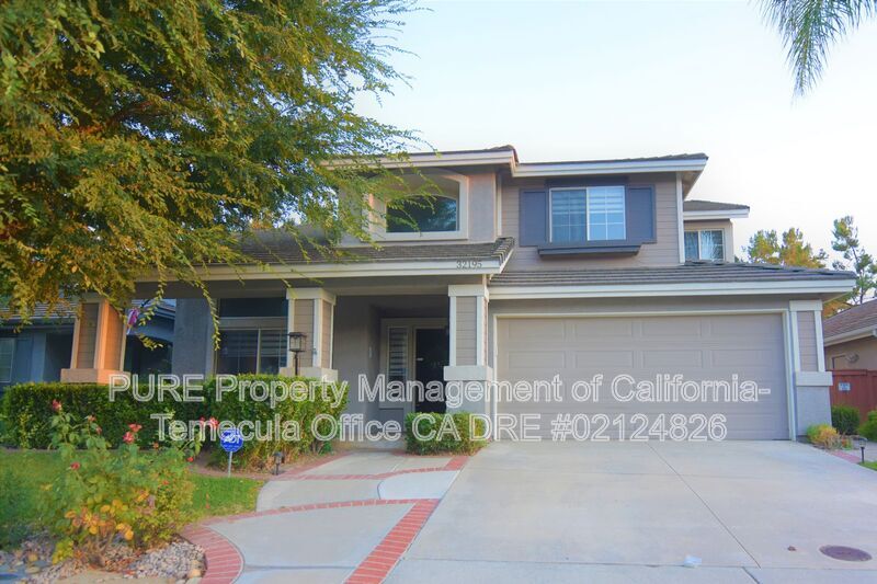 32195 Via Cesario in Temecula, CA - Building Photo