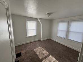 663 Eastmoor Blvd in Columbus, OH - Building Photo - Building Photo