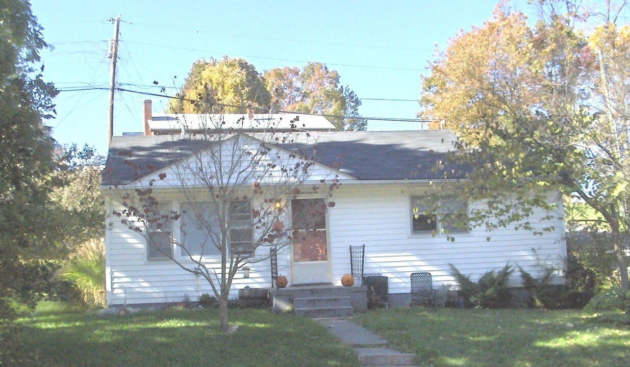 401 3rd St SW in Christiansburg, VA - Building Photo