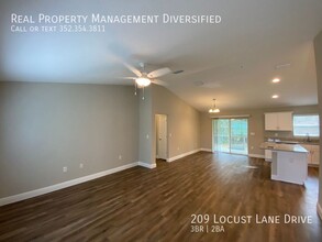 209 Locust Ln Dr in Ocala, FL - Building Photo - Building Photo