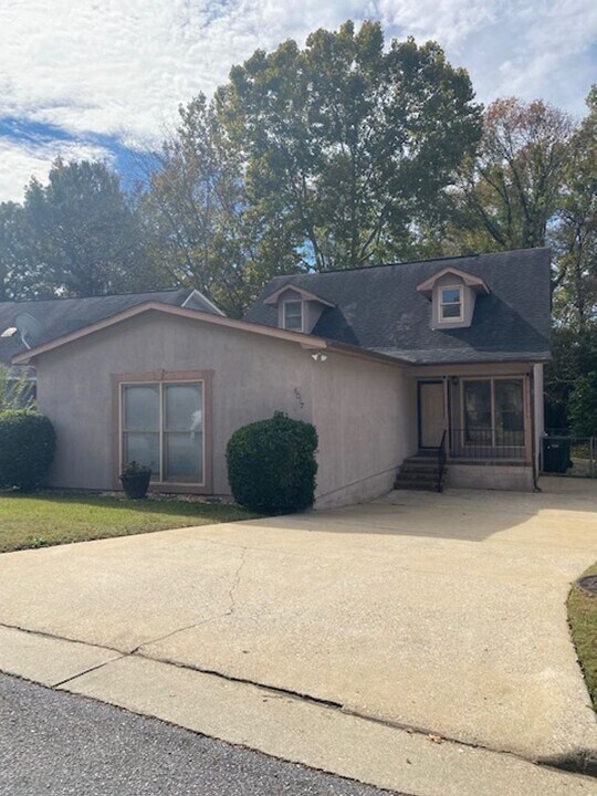 6017 Bear Creek Ct in Columbus, GA - Building Photo