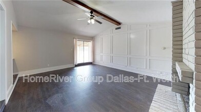 2223 Greenvalley Dr in Carrollton, TX - Building Photo - Building Photo