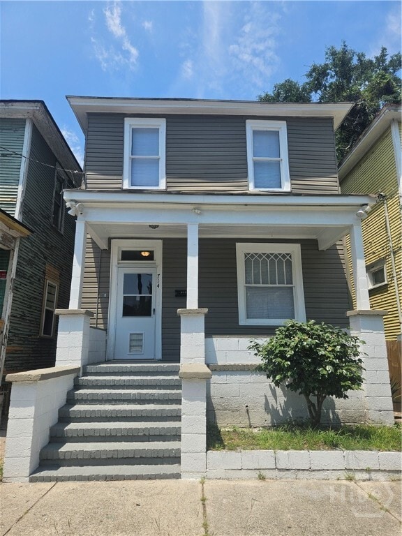 property at 714 W 38th St