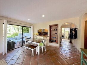 3375 Foothill Rd in Carpinteria, CA - Building Photo - Building Photo