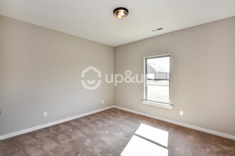 227 John Harold Dr in Meridianville, AL - Building Photo - Building Photo