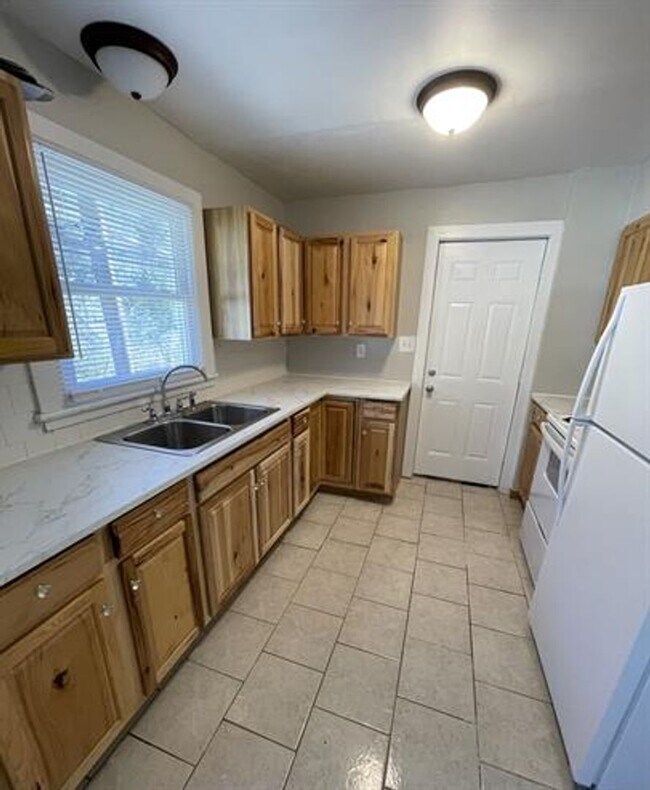 2222 Zabel Dr-Unit -A in Charleston, WV - Building Photo - Building Photo