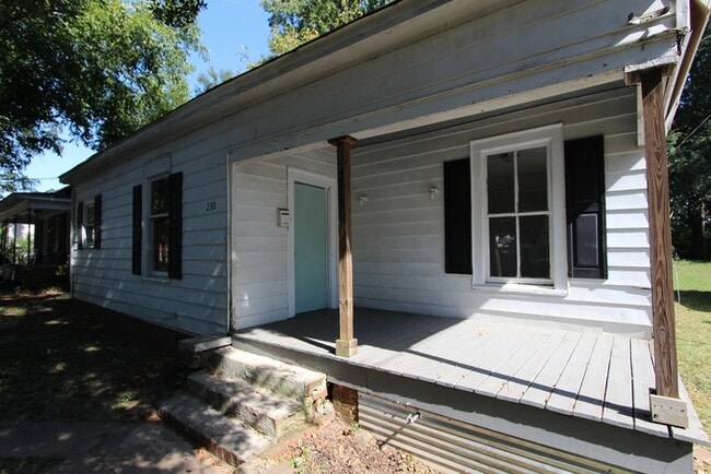 230 Columbia Ave in Rock Hill, SC - Building Photo - Building Photo
