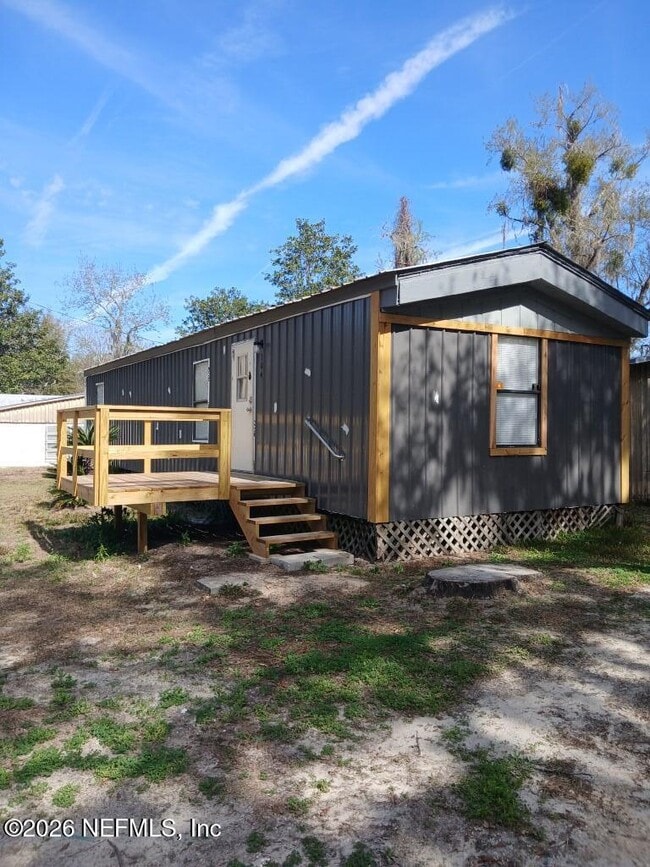 property at 104 Ash St