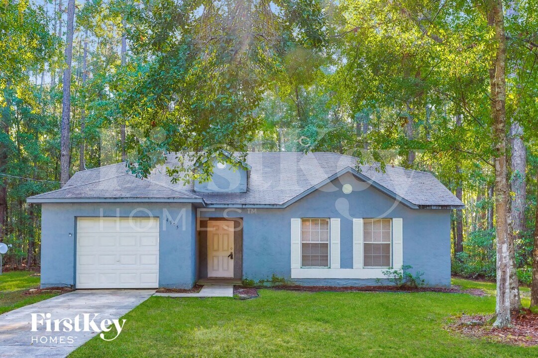 14905 SE 25 Pl in Starke, FL - Building Photo