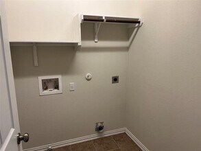 9932 Aly May Dr in Austin, TX - Building Photo - Building Photo