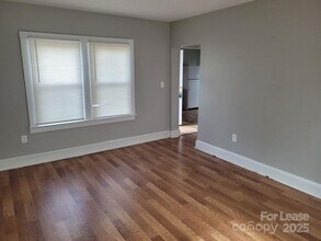 216 Harrill St in Statesville, NC - Building Photo - Building Photo