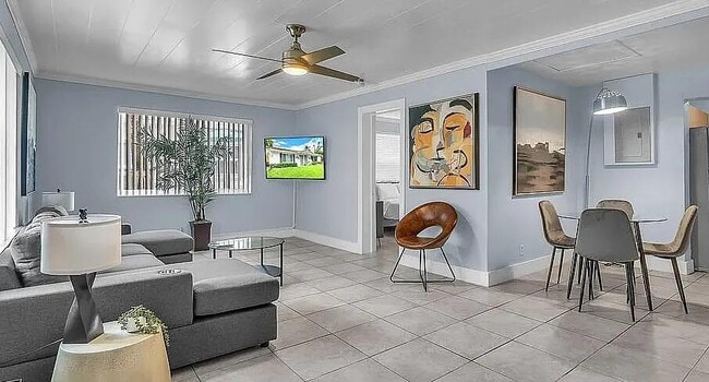 property at 401 Hibiscus Ave