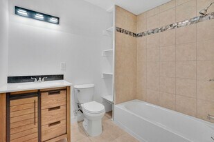 296 Hancock St in Springfield, MA - Building Photo