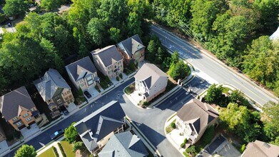 7955 Magnolia Sq in Atlanta, GA - Building Photo - Building Photo